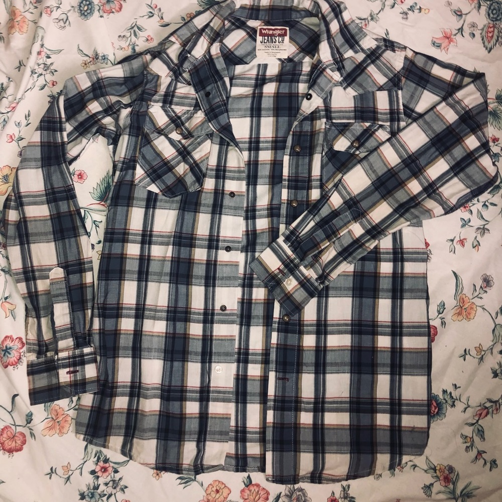 Wrangler plaid button up